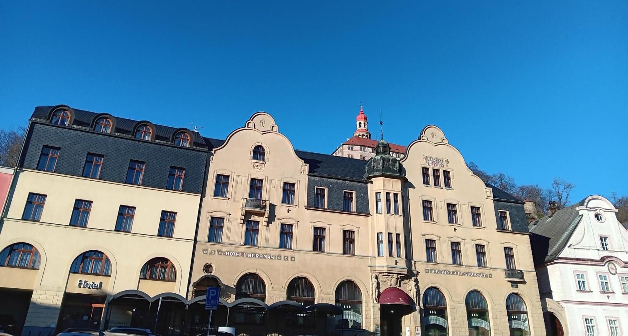 Hotel U Beranka Наход Экстерьер фото