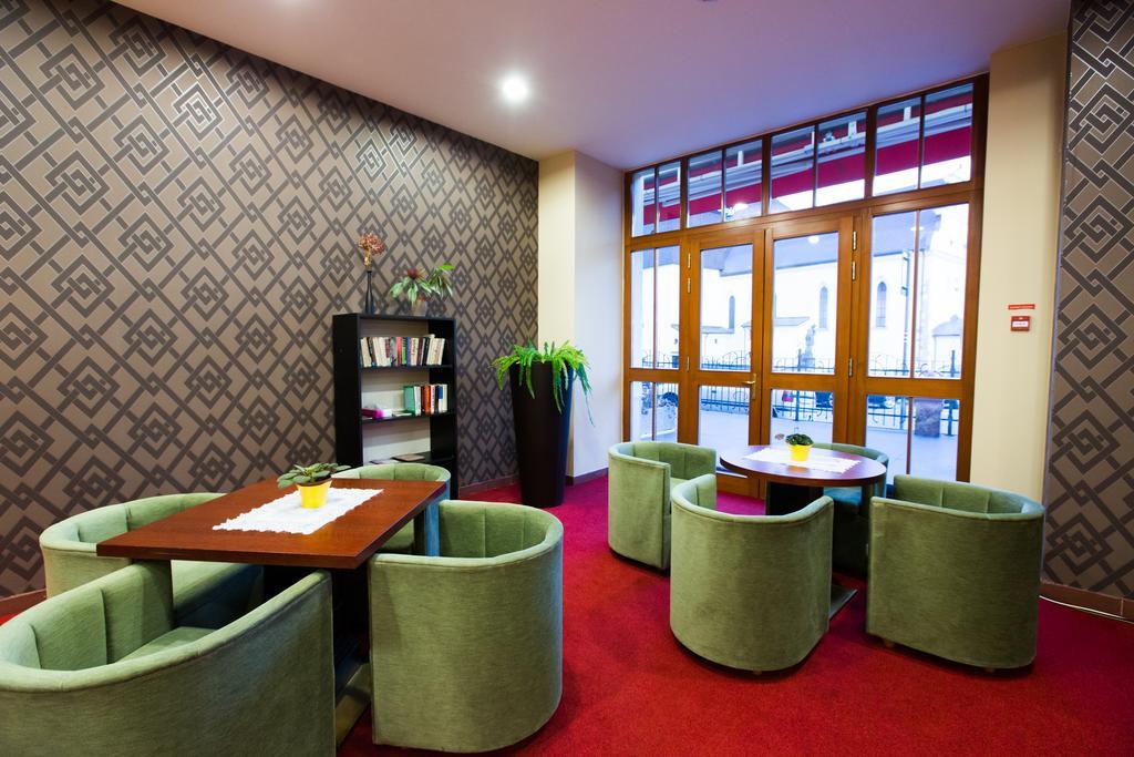 Hotel U Beranka Наход Экстерьер фото
